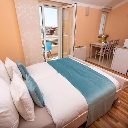 Apartmani Dubrava Podstrana Luaran gambar