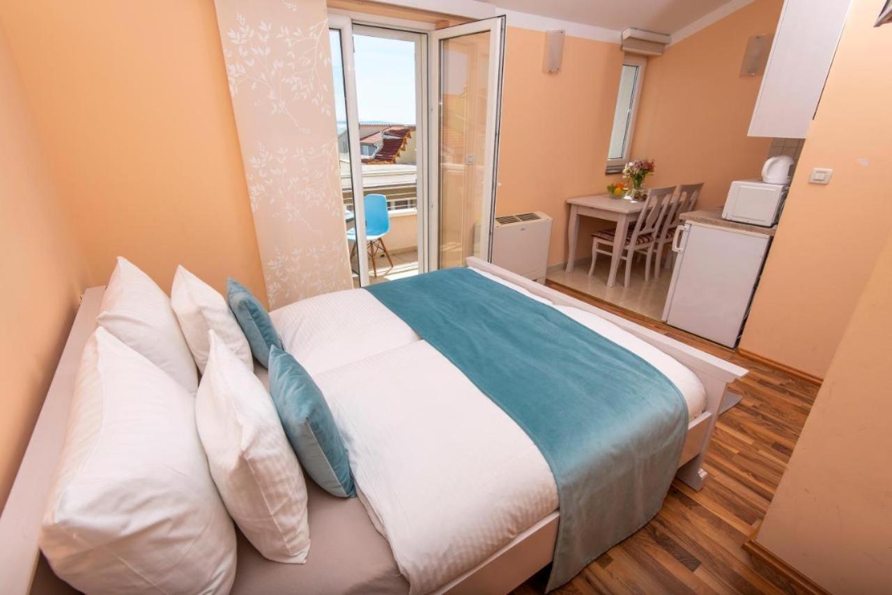 Apartmani Dubrava Podstrana Luaran gambar