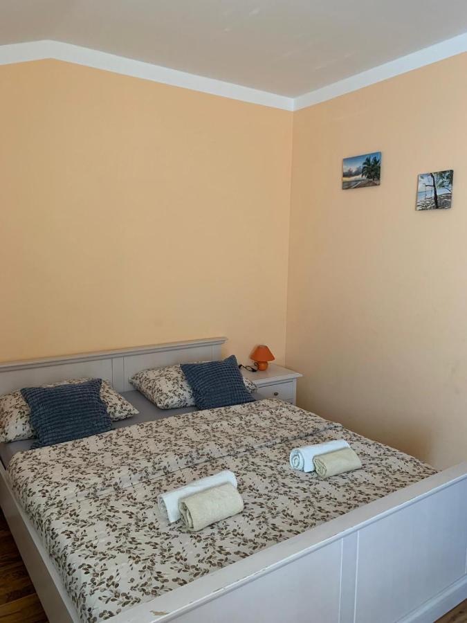 Apartmani Dubrava Podstrana Luaran gambar