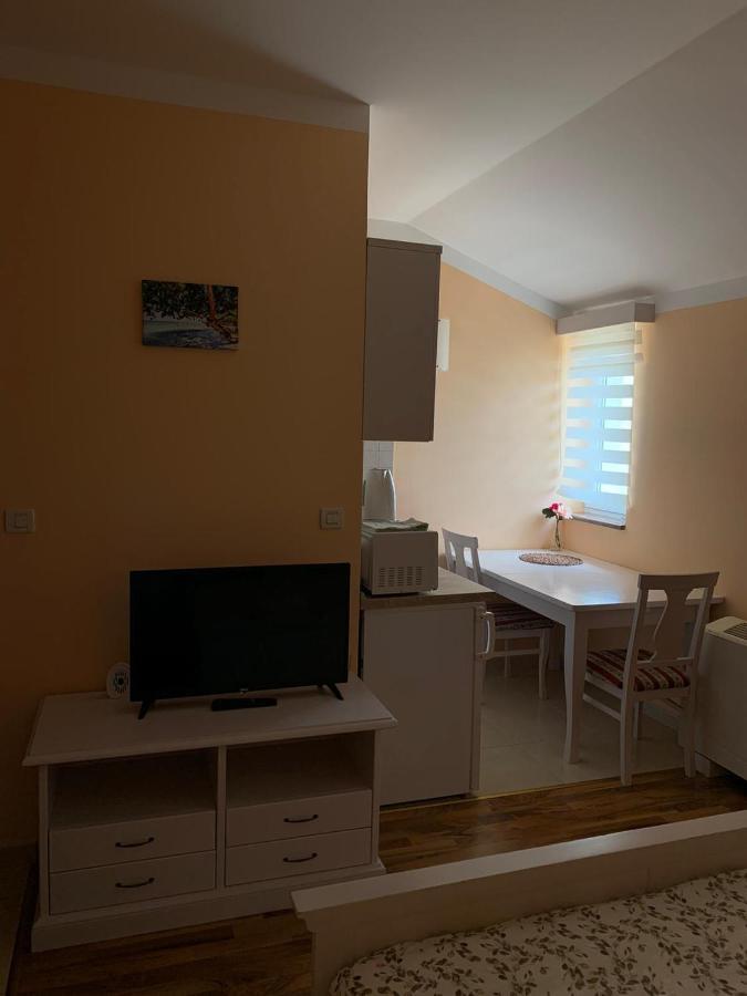 Apartmani Dubrava Podstrana Luaran gambar