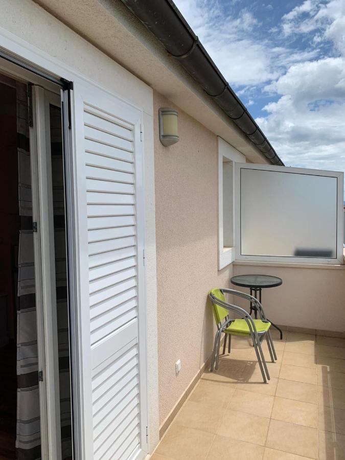 Apartmani Dubrava Podstrana Luaran gambar