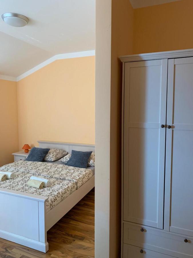 Apartmani Dubrava Podstrana Luaran gambar