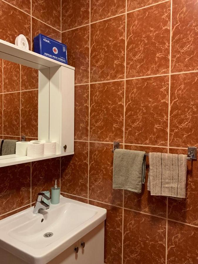Apartmani Dubrava Podstrana Luaran gambar