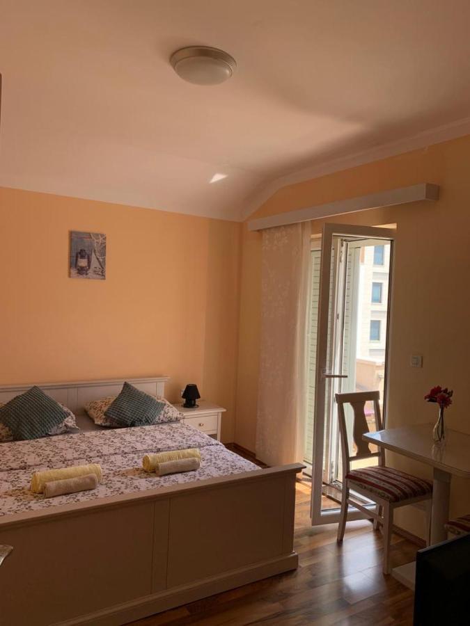 Apartmani Dubrava Podstrana Luaran gambar